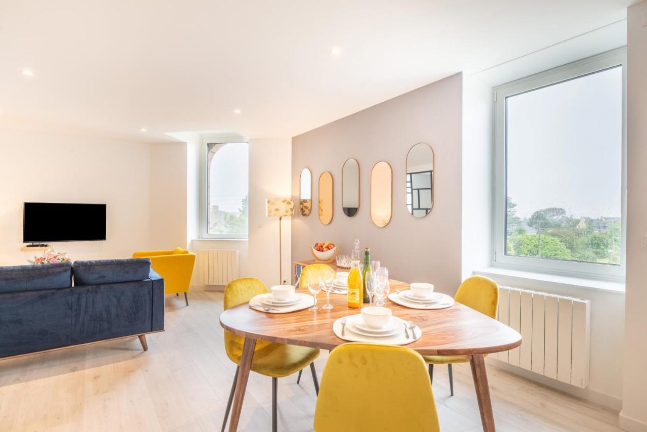 Les Roches Roz Apartment เปโรส กีเรค ภายนอก รูปภาพ